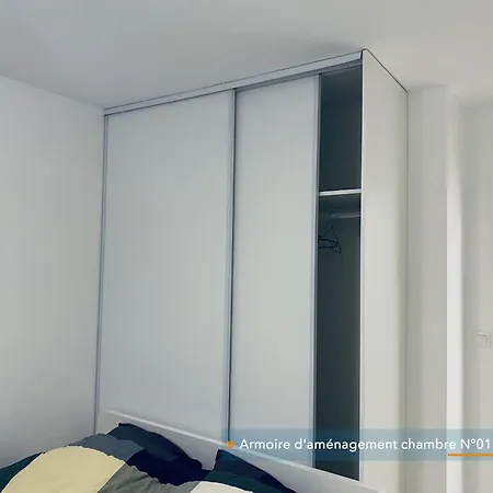 Parisien Neuf, Moderne Avec Grande Salon, 2 Chambres, 4 Lits, Parking Gratuit, 15min De Paris Et 13 Min Aeroport Orly * Vitry-sur-Seine